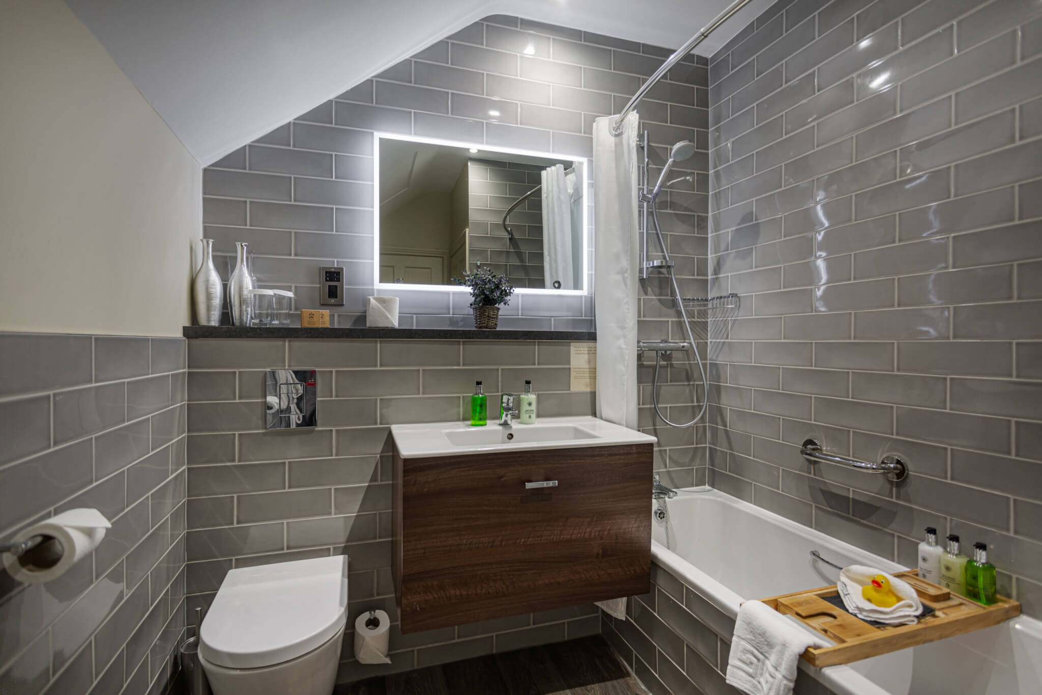 Deluxe Double Room Hotel Helmsley York 4 scaled