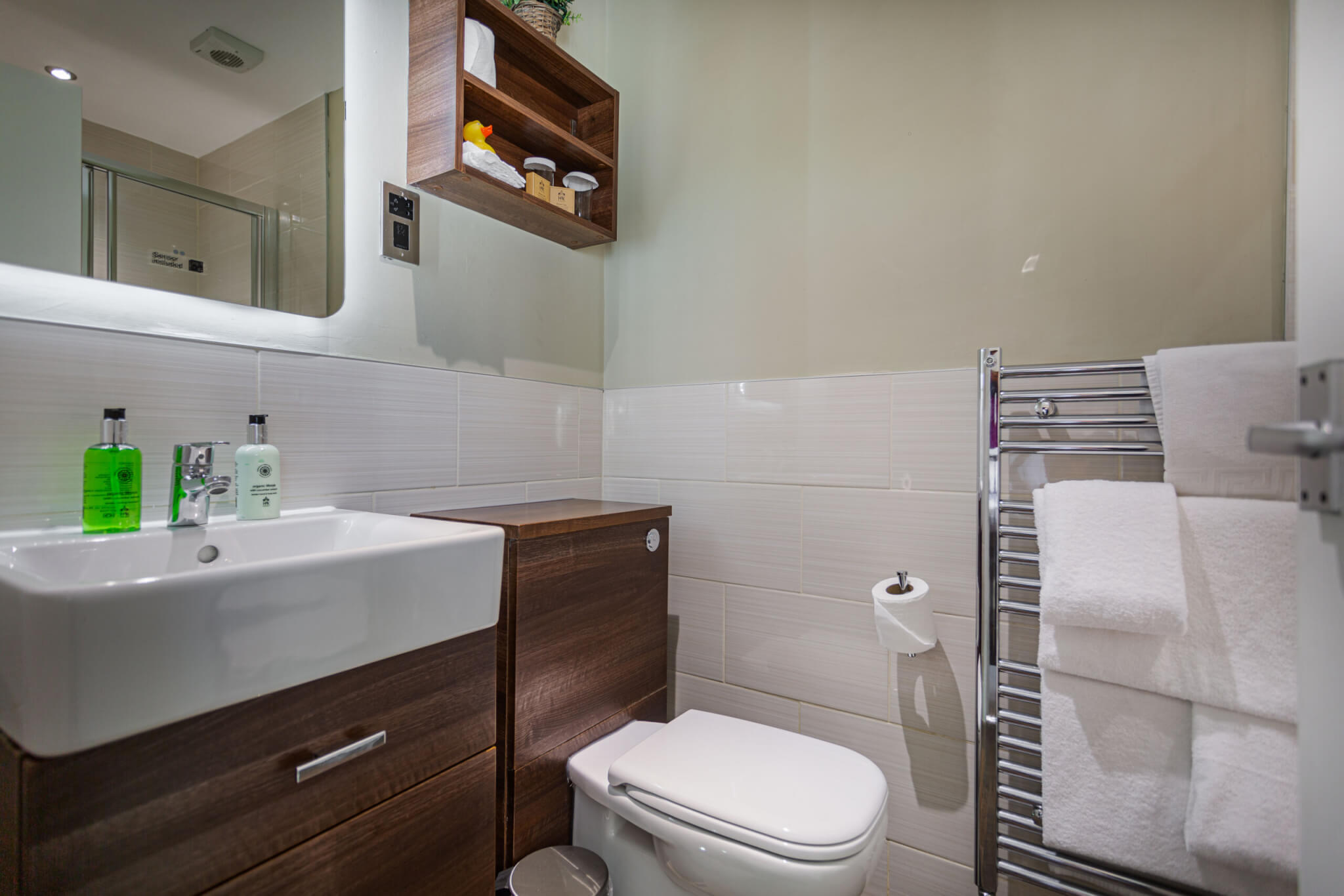 Superior Double Room Hotel Helmsley York 4 scaled